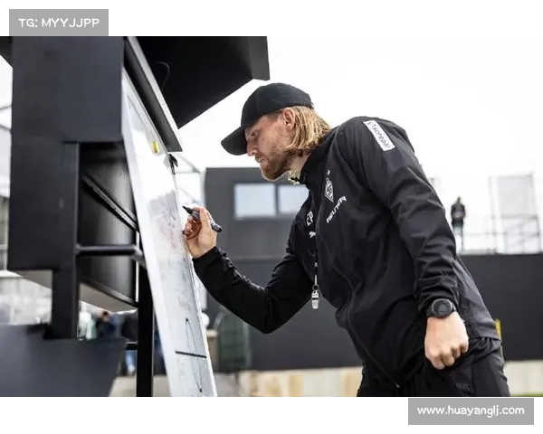 波兰斯基获团队支持信心倍增国际比赛日后将继续执教门兴